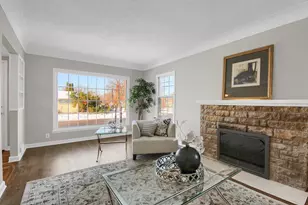 2176 Highland Pkwy, Saint Paul, MN 55116 - Photo 1