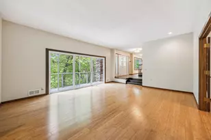 21 Red Fox Rd, North Oaks, MN 55127 - Photo 13