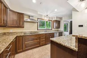 21 Red Fox Rd, North Oaks, MN 55127 - Photo 27