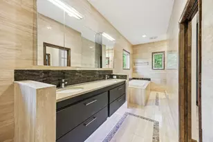 21 Red Fox Rd, North Oaks, MN 55127 - Photo 41