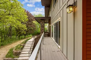 21 Red Fox Rd, North Oaks, MN 55127 - Photo 5