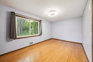 21 Red Fox Rd, North Oaks, MN 55127 - Photo 37