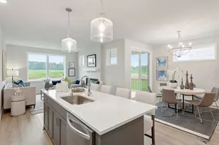 12439 Drayton Trl, Apple Valley, MN 55124 - Photo 17