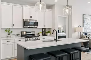 12439 Drayton Trl, Apple Valley, MN 55124 - Photo 9