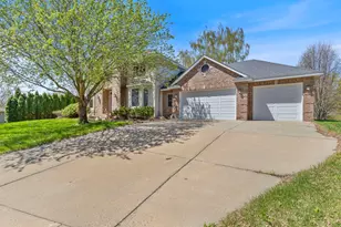 3088 Canyon Rd, Chaska, MN 55318 - Photo 1