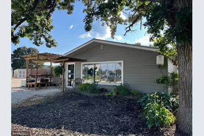 720 N Broadway Street, Spring Valley, MN 55975 - Photo 3