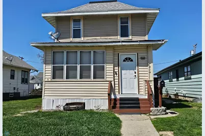 214 2nd Avenue N, Wahpeton,  58075 - Photo 1