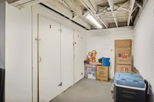 1828 Clinton Ave, Minneapolis, MN 55404 - Photo 23