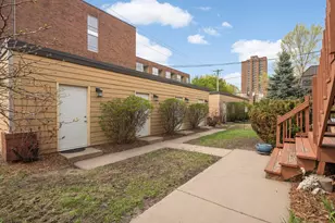 1828 Clinton Ave, Minneapolis, MN 55404 - Photo 25