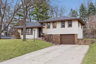 8158 83rd St S, Cottage Grove, MN 55016 - Photo 1