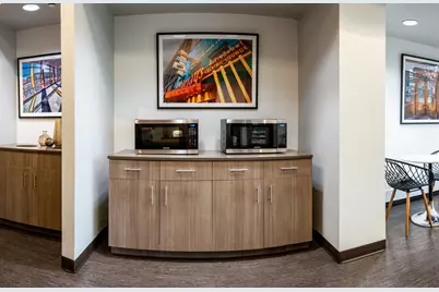 7825 Washington Avenue S, Bloomington, MN 55439 - Photo 9