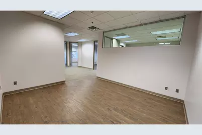 7825 Washington Avenue S, Bloomington, MN 55439 - Photo 19