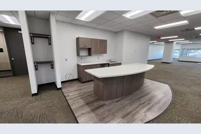 7825 Washington Avenue S, Bloomington, MN 55439 - Photo 17