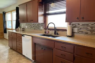 2250 18th Ave, Windom, MN 56101 - Photo 5