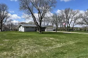 2250 18th Ave, Windom, MN 56101 - Photo 47