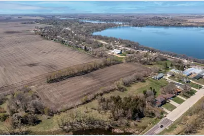 2413 Albion Avenue, Fairmont, MN 56031 - Photo 13