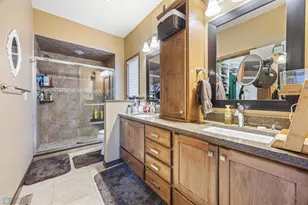 6048 27th St S, Fargo, ND 58104 - Photo 21