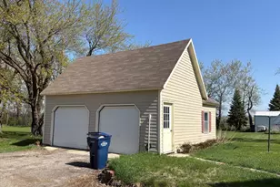 1105 13th St N, Benson, MN 56215 - Photo 5