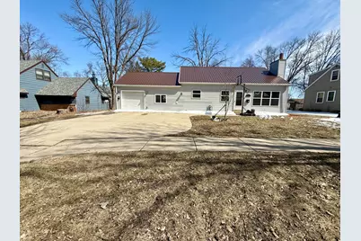 709 15th Street SW, Willmar, MN 56201 - Photo 1