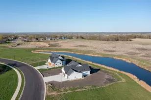 2132 Deerwood Dr, North Mankato, MN 56003 - Photo 41