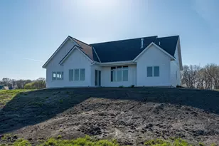 2132 Deerwood Dr, North Mankato, MN 56003 - Photo 35