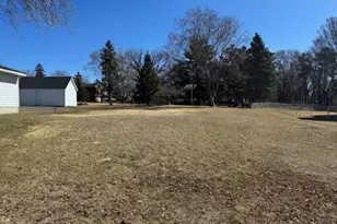 2140 Arkwright St, Maplewood, MN 55117 - Photo 17