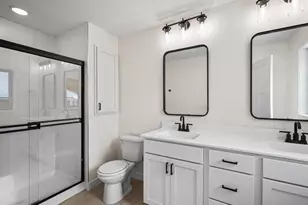 2140 Arkwright St, Maplewood, MN 55117 - Photo 11