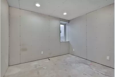 2121 Mapleview Avenue, Maplewood, MN 55109 - Photo 17