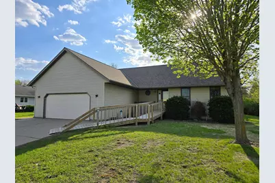 735 10th Avenue S, Waite Park, MN 56387 - Photo 1