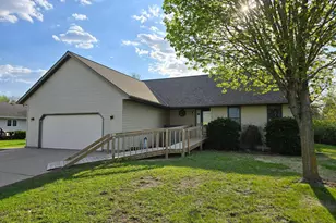 735 10th Ave S, Waite Park, MN 56387 - Photo 1