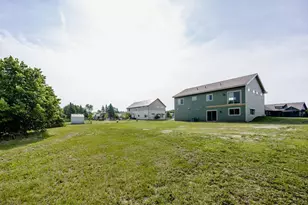 656 Lake Forest Cir, Detroit Lakes, MN 56501 - Photo 75