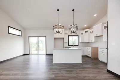 656 Lake Forest Circle, Detroit Lakes, MN 56501 - Photo 13