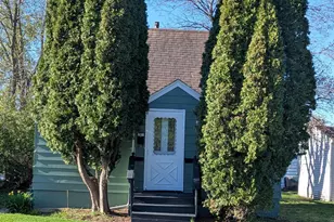 1211 10th Ave SW, Austin, MN 55912 - Photo 1