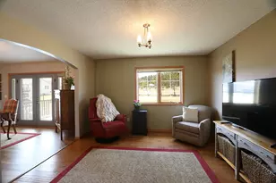 197 Jefferson St, Buhl, MN 55713 - Photo 9