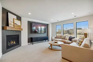 10382 Peony Ln N, Maple Grove, MN 55311 - Photo 33