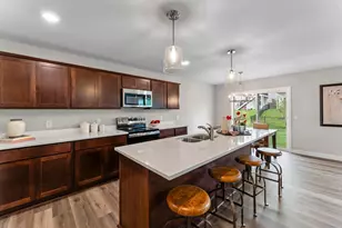 7465 Agate Trl, Inver Grove Heights, MN 55077 - Photo 17