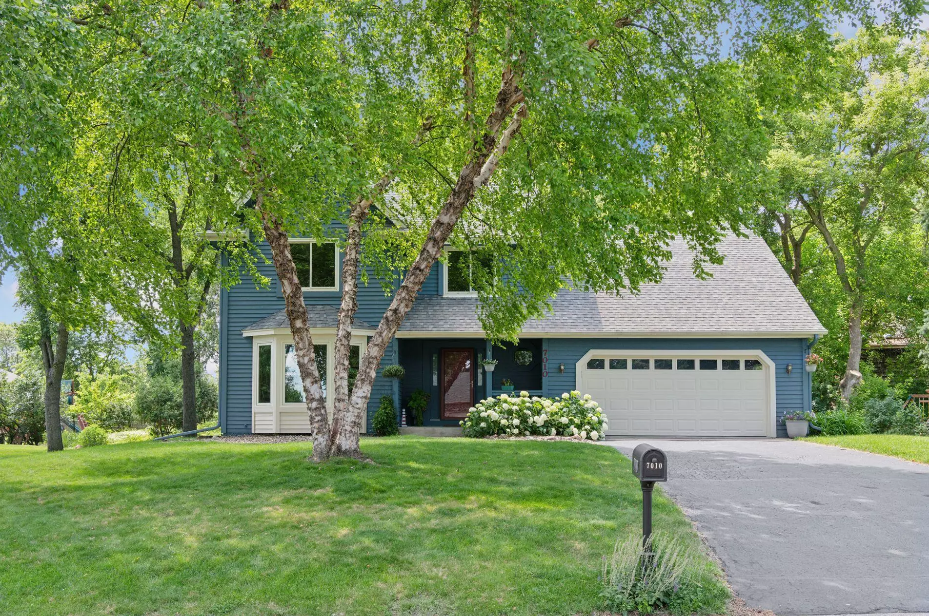 7010 Tartan Curve, Eden Prairie, MN 55346 - MLS 6717564