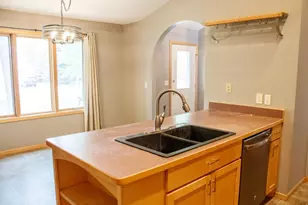 13910 Cherrywood Dr, Baxter, MN 56425 - Photo 5