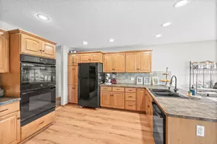 675 Clarence Ave, Minnetrista, MN 55364 - Photo 7