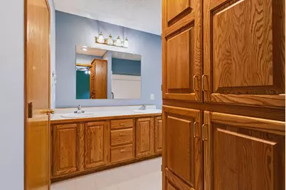 347 Wesley Court, River Falls, WI 54022 - Photo 37