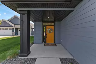 1060 109th CT NE, Blaine, MN 55434 - Photo 3