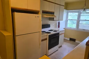 5740 Golden Valley Rd, Golden Valley, MN 55422 - Photo 7