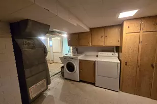 5740 Golden Valley Rd, Golden Valley, MN 55422 - Photo 15