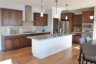 6833 Timberview Ct, Cannon Falls, MN 55009 - Photo 7