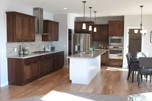 6833 Timberview Ct, Cannon Falls, MN 55009 - Photo 9