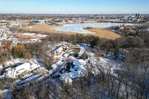 1989 Dwight Ln, Minnetonka, MN 55305 - Photo 11