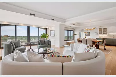 1201 Yale Place #2102, Minneapolis, MN 55403 - Photo 7