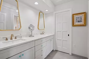 1201 Yale Pl, Minneapolis, MN 55403 - Photo 37