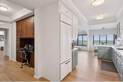 1201 Yale Place #2102, Minneapolis, MN 55403 - Photo 25