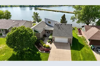 1976 Bay Street, Worthington, MN 56187 - Photo 1